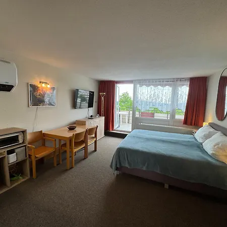 Hainz Panorama Fernblick Mit Sauna Und Pool Apartment